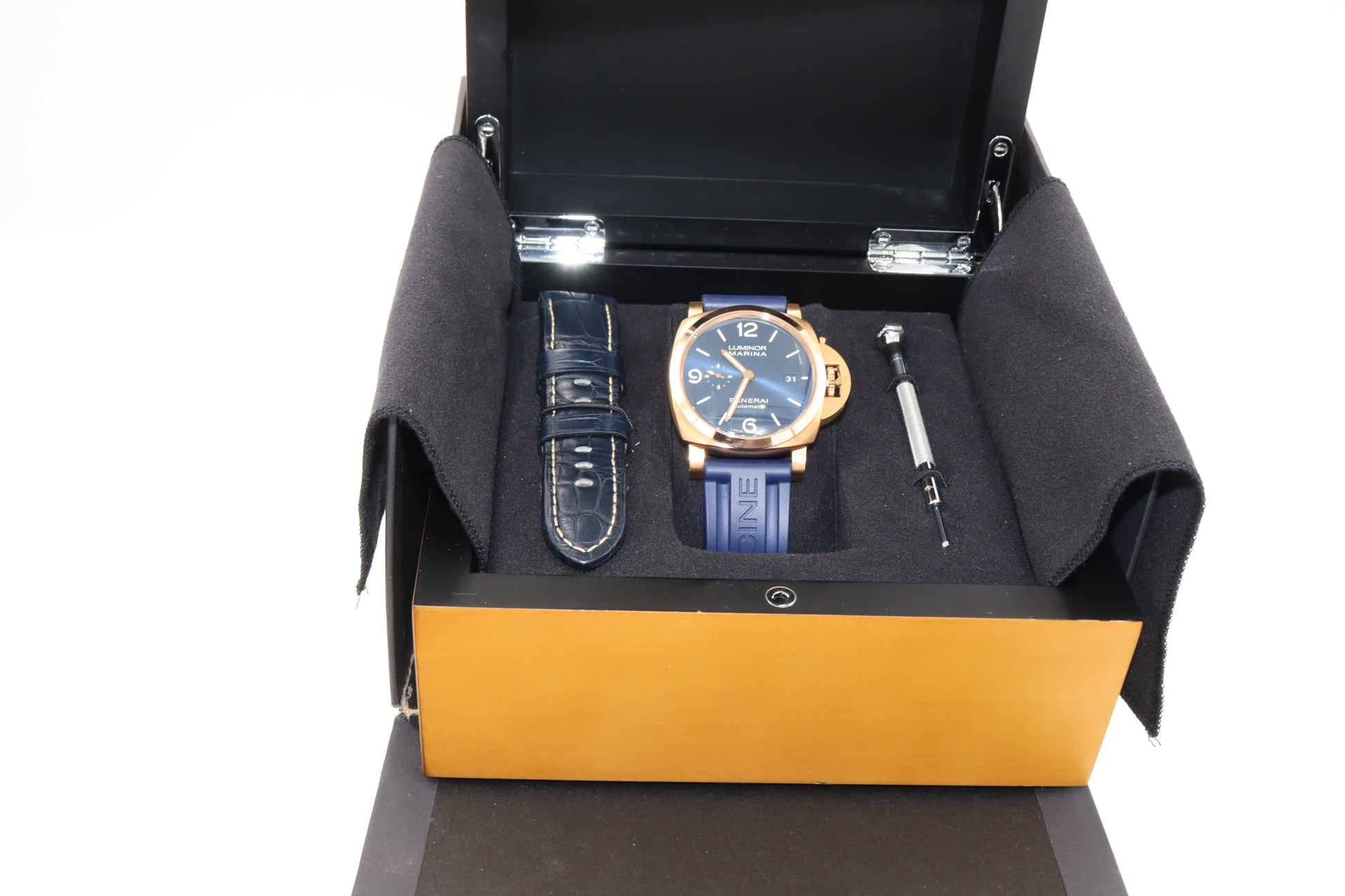 2022 Panerai Luminor Marina PAM01112 44MM Blue Dial Men's Watch