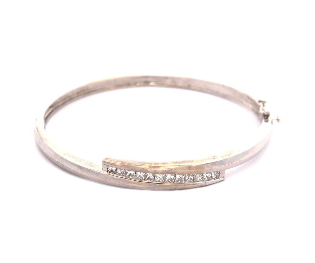 1.00ctw Princess Diamond Invisible Set Bypass Bangle Bracelet in 14K