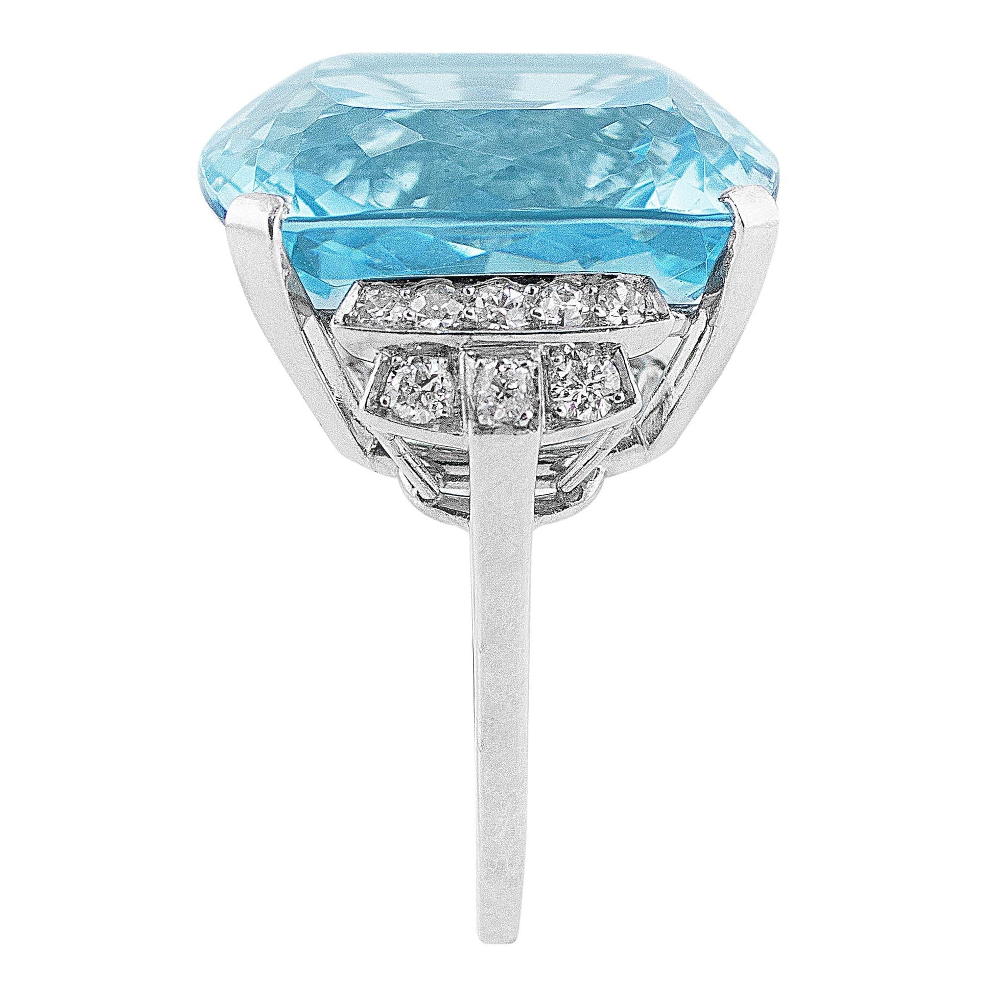 14k White Gold 30.31ct Aquamarine Diamond Ring GIA Certified