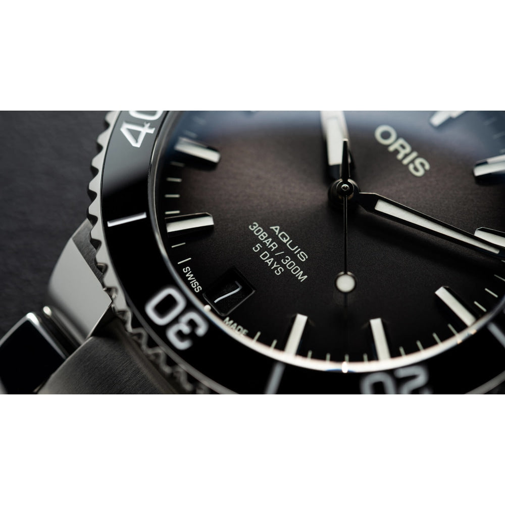 AQUIS DATE CALIBRE 400 - 01 400 7769 4154