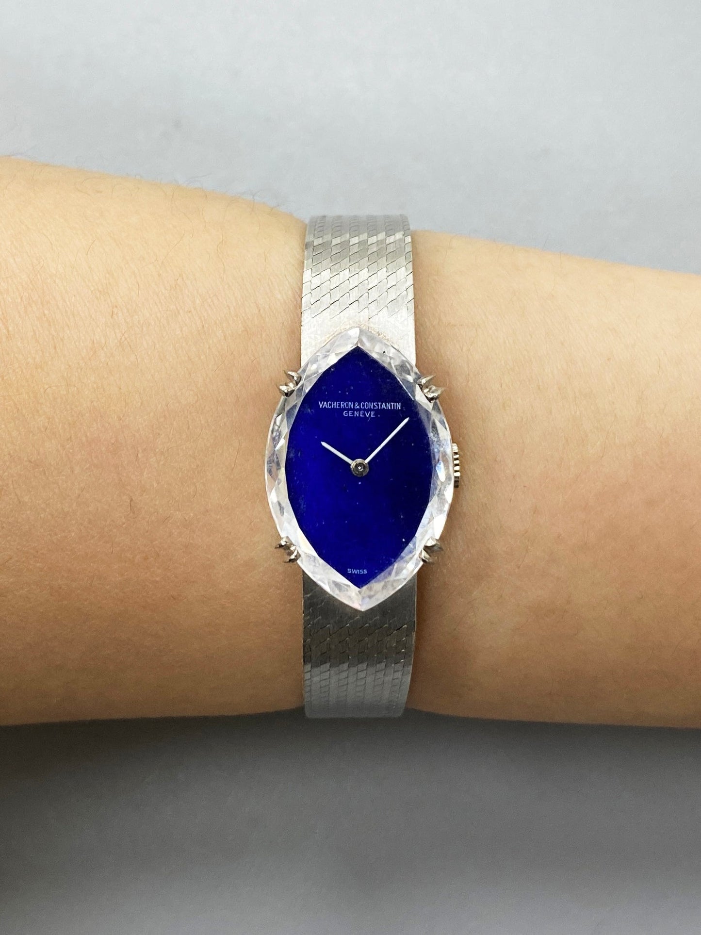 Vacheron Constantin Geneve Sapphire Dial Faceted Crystal Ladies Watch